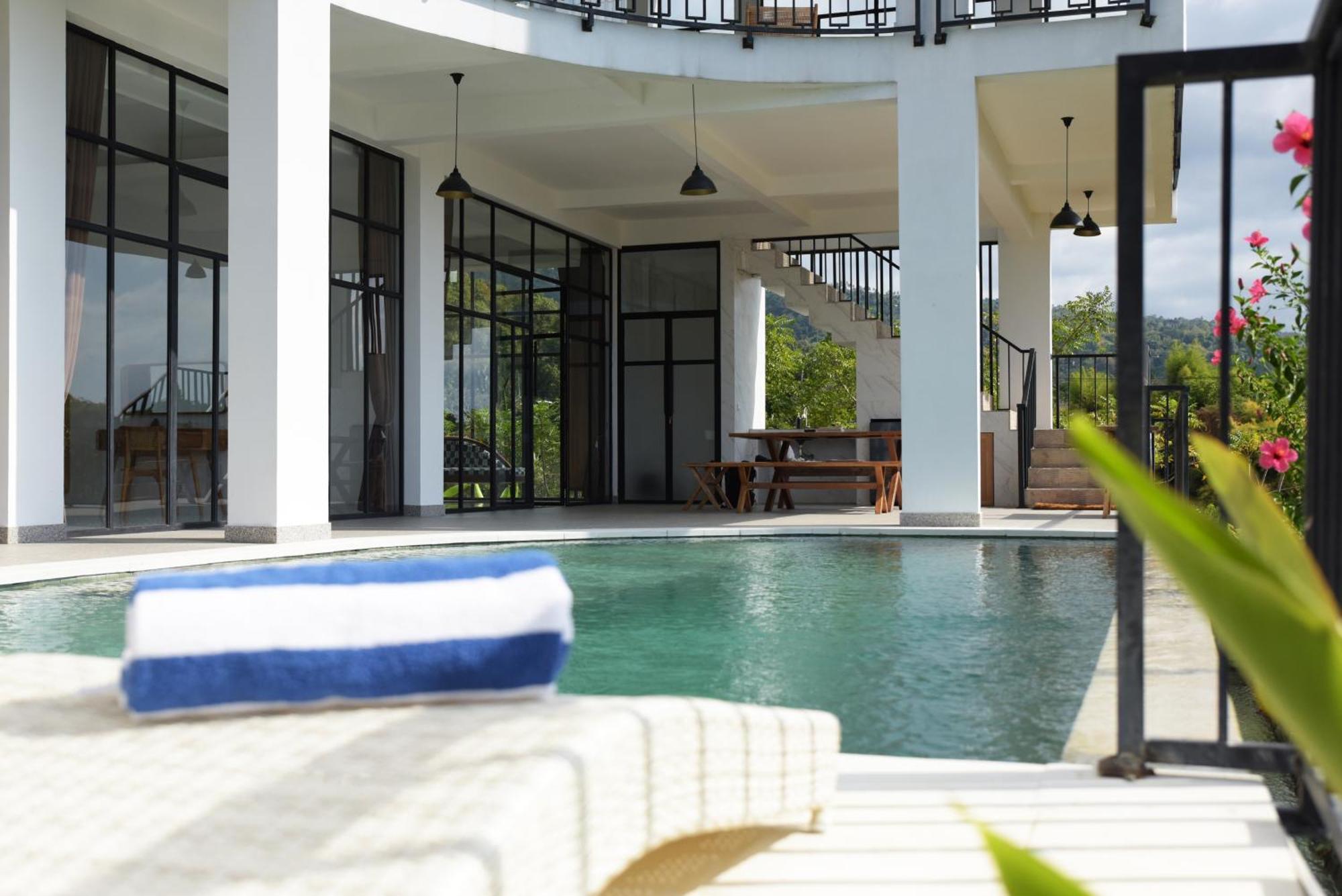 The Hacienda Lovina Villa Luaran gambar